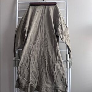 Sweatshirt dress with pockets